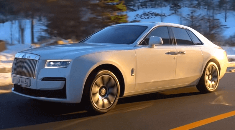 롤스로이스(Rolls-Royce), 항공엔진에서 럭셔리 자동차까지 17 Rolls-Royce-Ghost